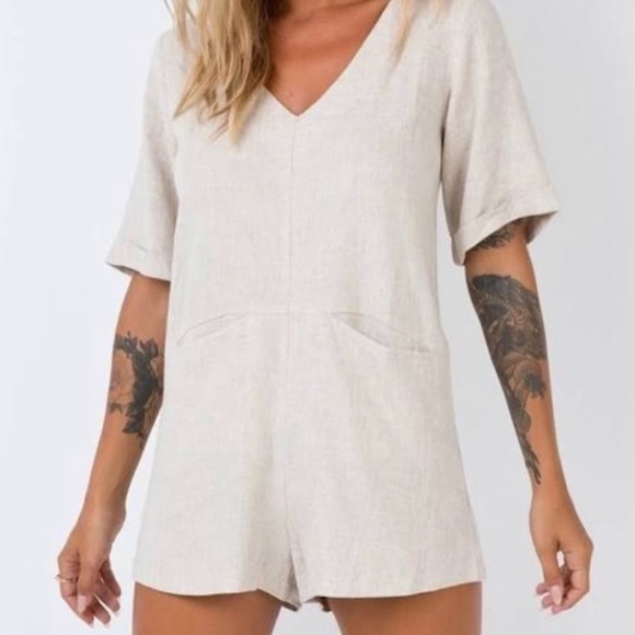 Princess Polly Pants - Princess Polly Tan Beige Boho Casual Linen Beach V-Neck Romper Jumpsuit Sz 2